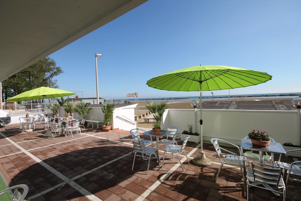 Hotel Belvedere Spiaggia 리미니 외부 사진
