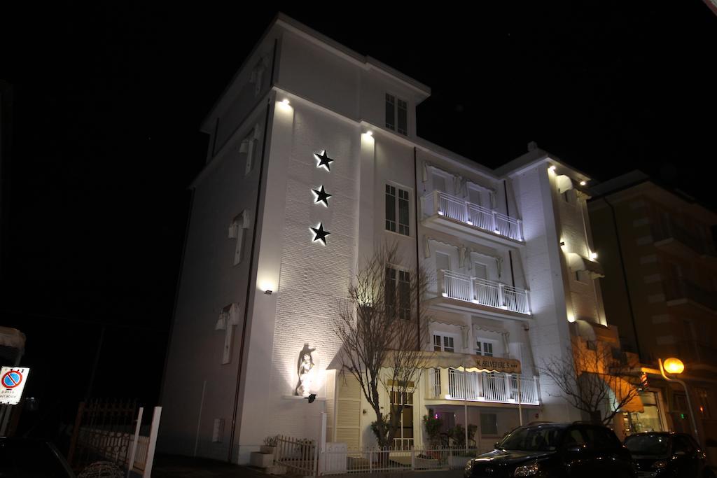 Hotel Belvedere Spiaggia 리미니 외부 사진