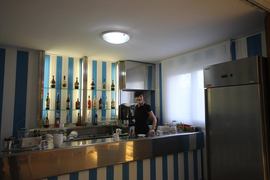 Hotel Belvedere Spiaggia 리미니 외부 사진