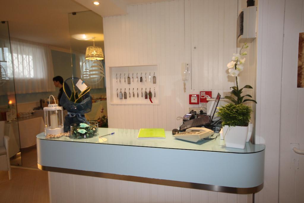 Hotel Belvedere Spiaggia 리미니 외부 사진