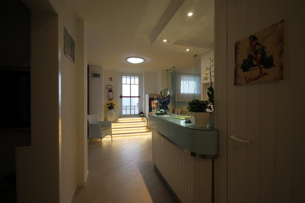 Hotel Belvedere Spiaggia 리미니 외부 사진