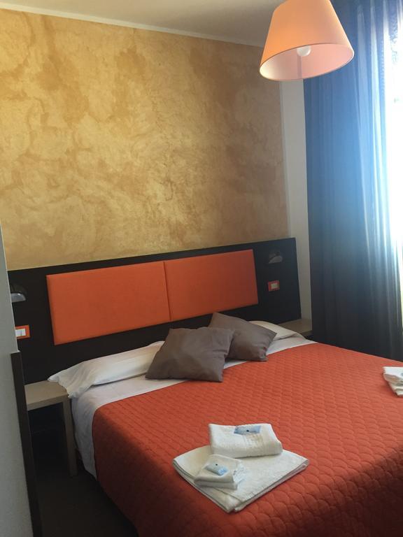 Hotel Belvedere Spiaggia 리미니 외부 사진