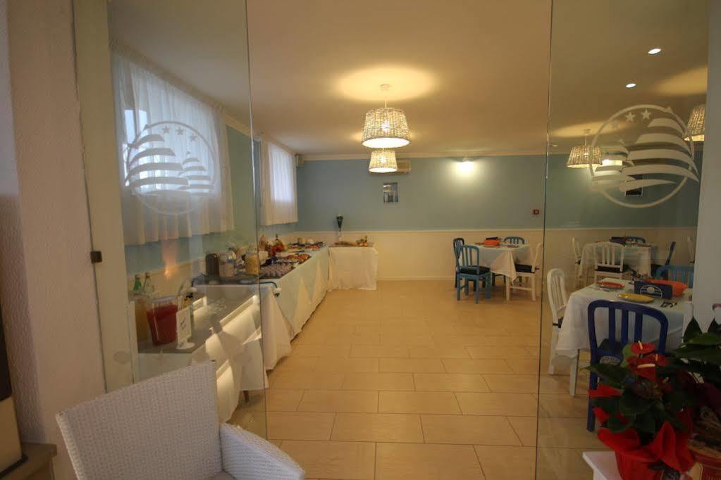 Hotel Belvedere Spiaggia 리미니 외부 사진