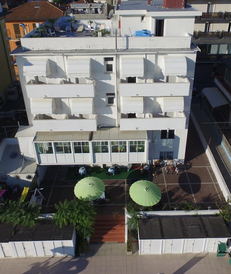 Hotel Belvedere Spiaggia 리미니 외부 사진